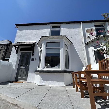 2 Edward Street Villa Ландъндо Екстериор снимка